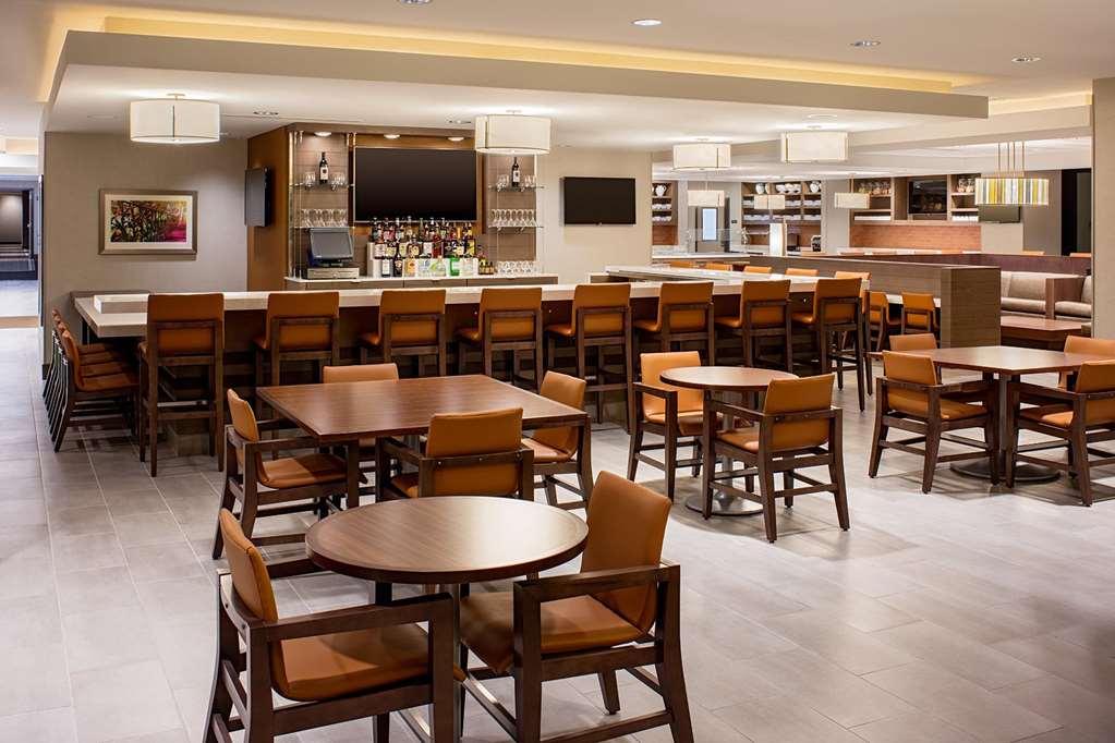 Hyatt House New Orleans Downtown Hotel Restaurant photo