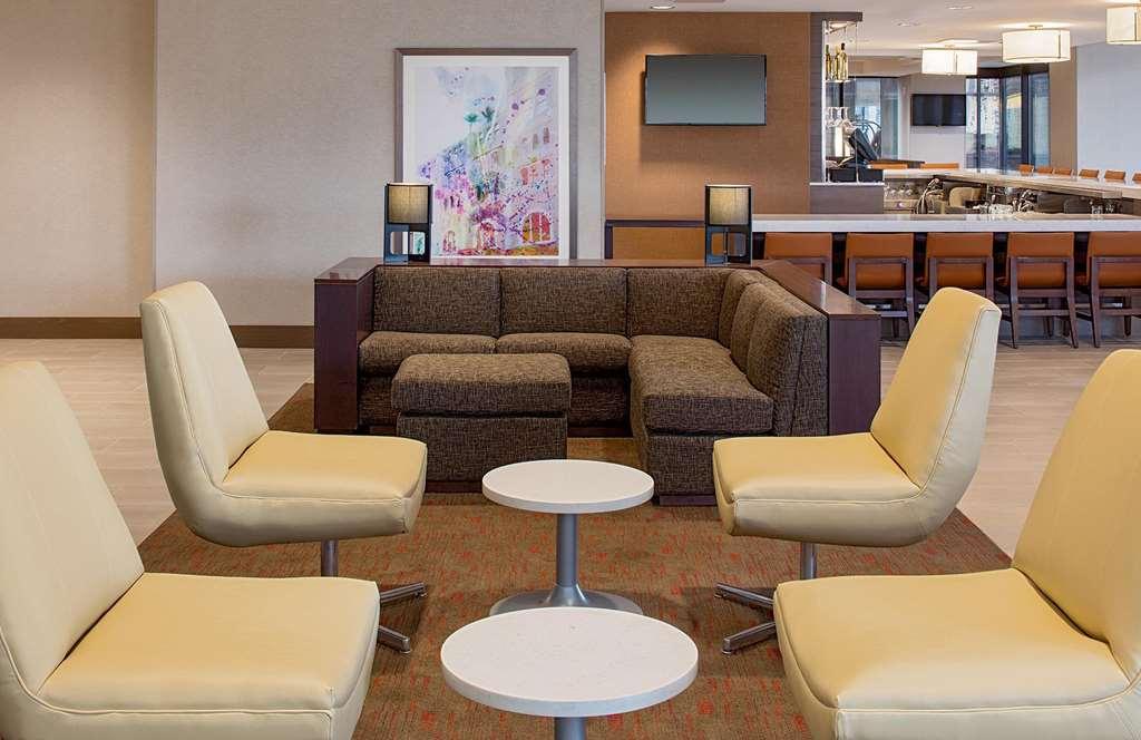 Hyatt House New Orleans Downtown Hotel Interior photo